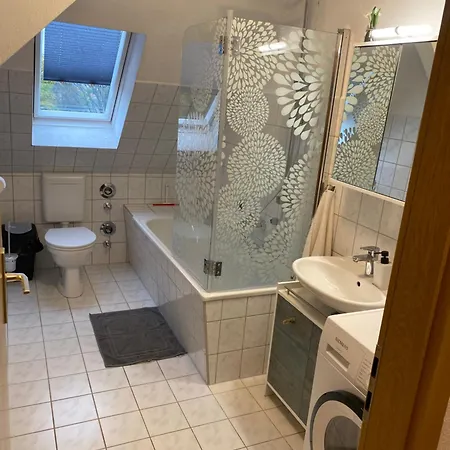 Апартаменты Wieko Leibnizstr. H3, Dg Links Плауэн